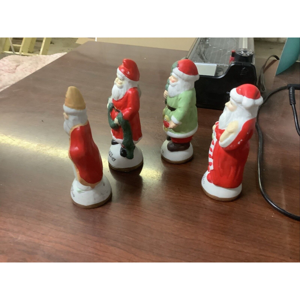 4 Vintage Old World Santa Ceramic Figurine Set - Picture 4 of 6